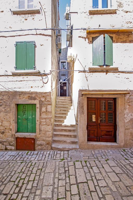 Apartments Taylor Rovinj Exterior photo