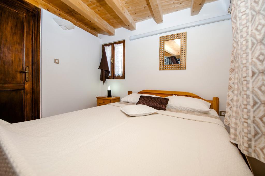 Apartments Taylor Rovinj Exterior photo